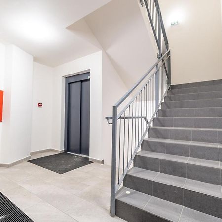 Brand New Studio Apartment # 42 In Brand New Building With Free Parking In The Center 布拉格 外观 照片